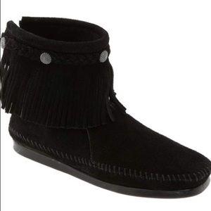 Minnetonka Booties Size 8